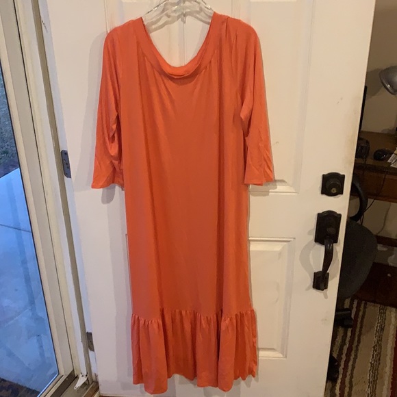 Plus Size Ruffle Hem Midi.. Ash Copper Color - Picture 3 of 5